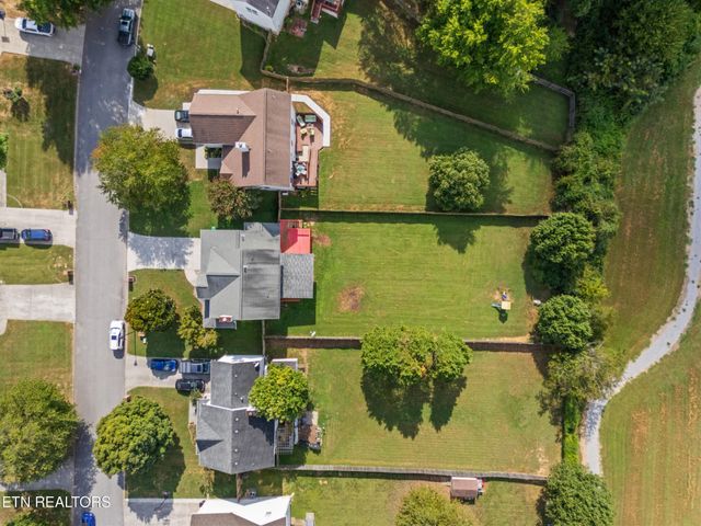 4419 Aylesbury Drive, Knoxville, TN 37918