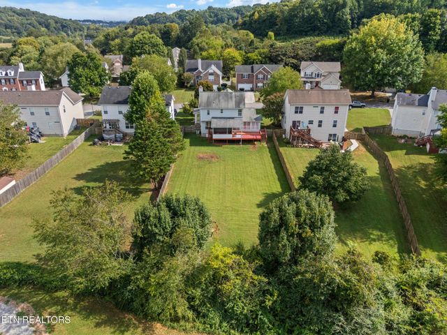 4419 Aylesbury Drive, Knoxville, TN 37918