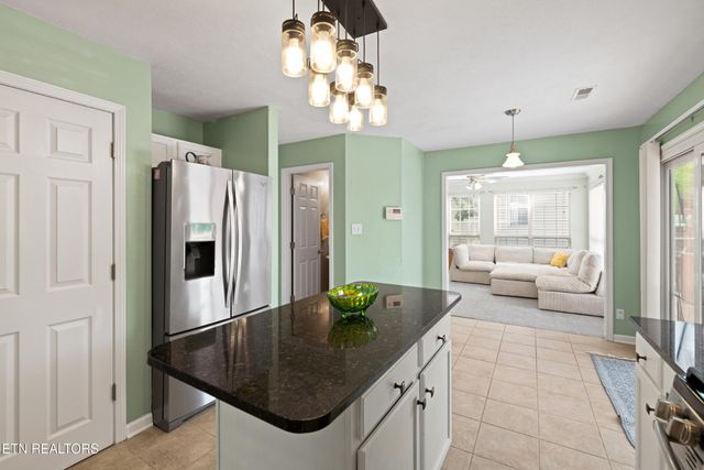 4419 Aylesbury Drive, Knoxville, TN 37918