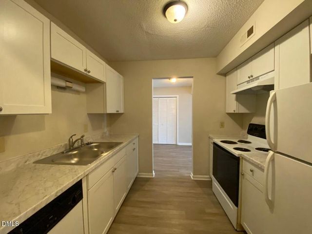 4205 Greencastle Court B, Raleigh, NC 27604