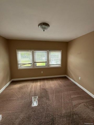 15851 Wildemere Street, Detroit, MI 48238