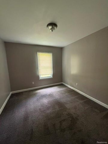 15851 Wildemere Street, Detroit, MI 48238