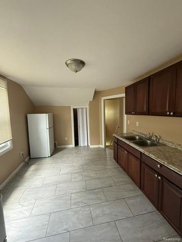 15851 Wildemere Street, Detroit, MI 48238