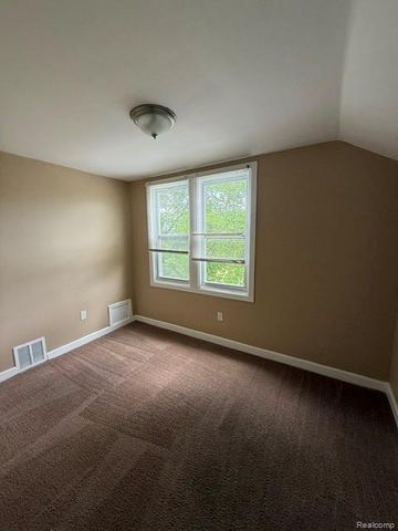 15851 Wildemere Street, Detroit, MI 48238