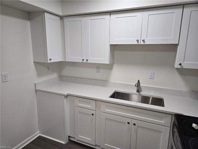 1575 Aspin St Apt 4, Norfolk, VA 23502