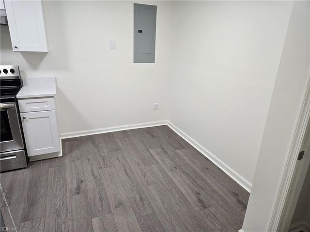 1575 Aspin St Apt 4, Norfolk, VA 23502