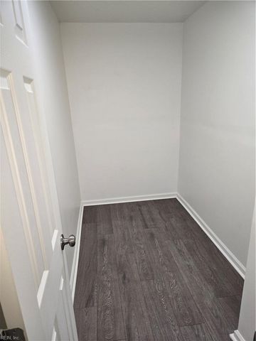 1575 Aspin St Apt 4, Norfolk, VA 23502