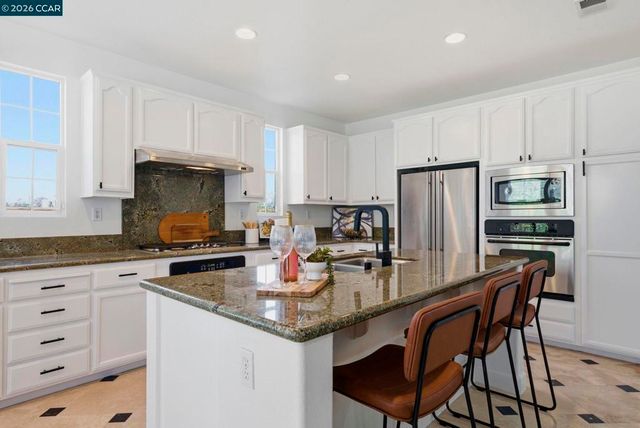 5324 5324 Swainsons Ct, Concord, CA 94521