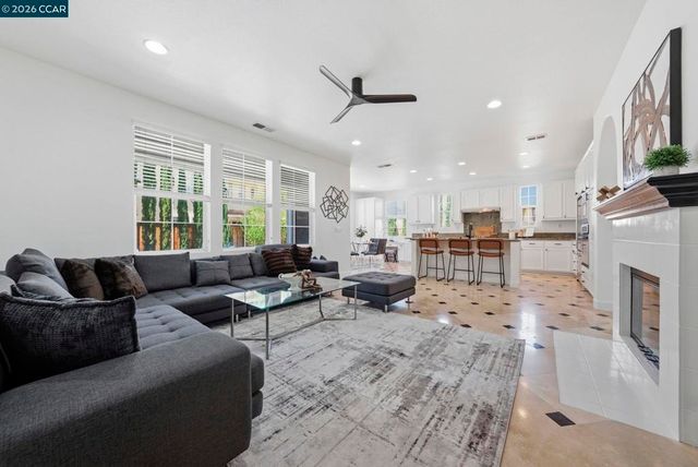 5324 5324 Swainsons Ct, Concord, CA 94521