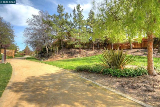 5324 5324 Swainsons Ct, Concord, CA 94521