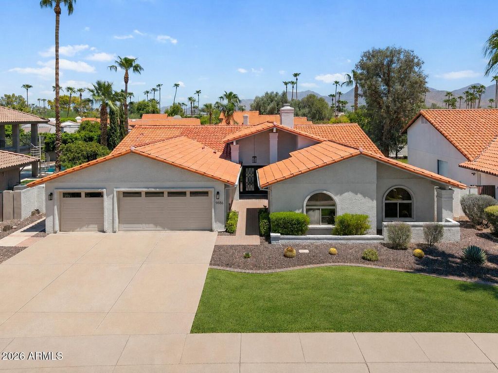 9886 E CINNABAR Avenue, Scottsdale, AZ 85258 — exterior