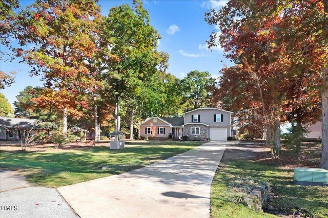 5014 Country Day Drive, Zebulon, NC 27597