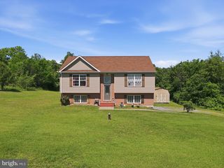 9 PASTURE, Capon Bridge, WV 26711