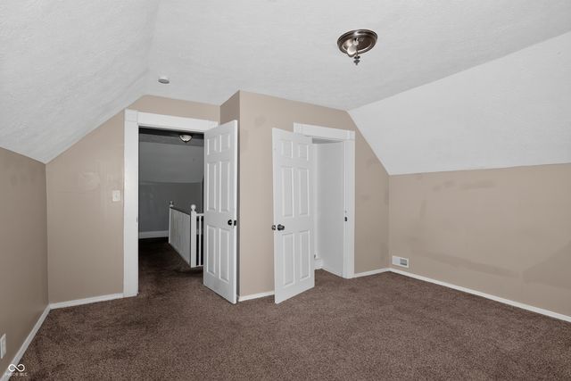 29 Howard Street, Greenfield, IN 46140