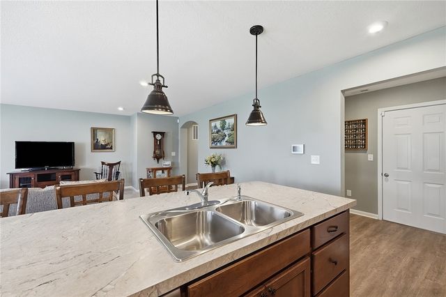 790 Hunters Run Drive, Brookville, OH 45309