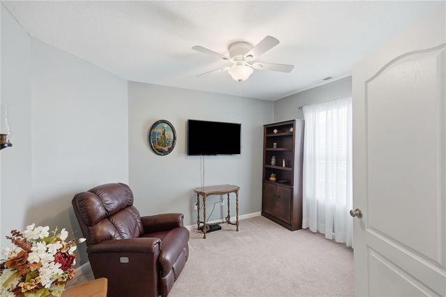790 Hunters Run Drive, Brookville, OH 45309