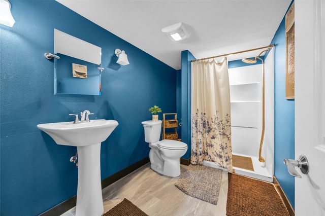 2923 SW James Parkway, Cedar Rapids, IA 52404