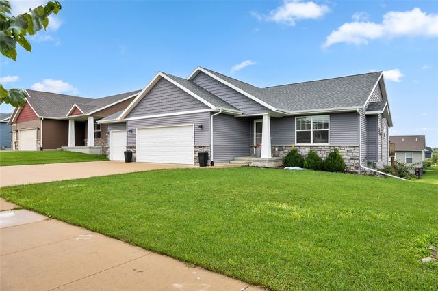 2923 SW James Parkway, Cedar Rapids, IA 52404