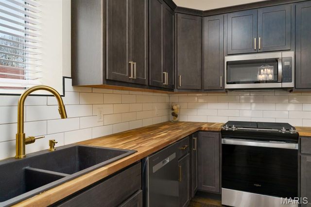2134 & 2138 Cleveland Boulevard, Granite City, IL 62040