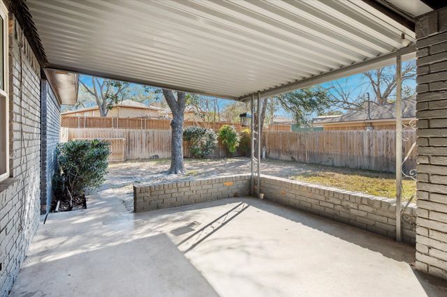 12124 Dixfield Drive, Dallas, TX 75218