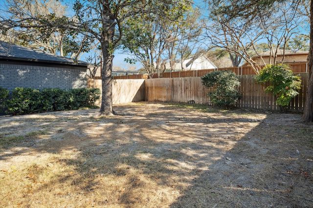 12124 Dixfield Drive, Dallas, TX 75218