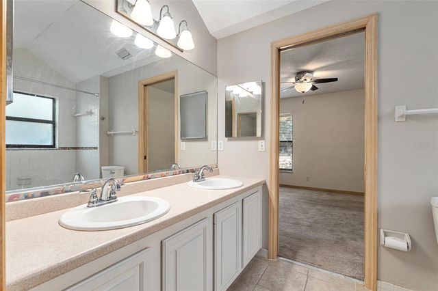 2023 SW 76TH TERRACE, Gainesville, FL 32607
