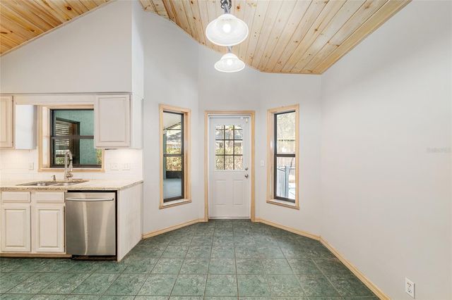 2023 SW 76TH TERRACE, Gainesville, FL 32607