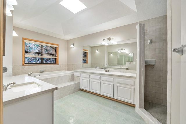 2023 SW 76TH TERRACE, Gainesville, FL 32607
