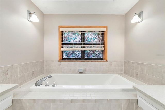 2023 SW 76TH TERRACE, Gainesville, FL 32607
