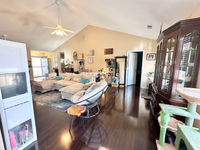 8208 Autumn Pond Ct., Myrtle Beach, SC 29579