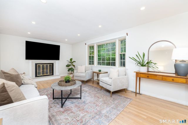 40 Wapping Wood Road, Ellington, CT 06029