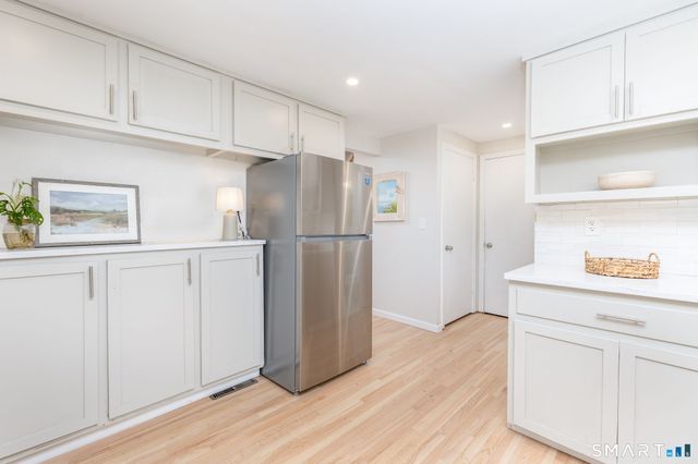 40 Wapping Wood Road, Ellington, CT 06029