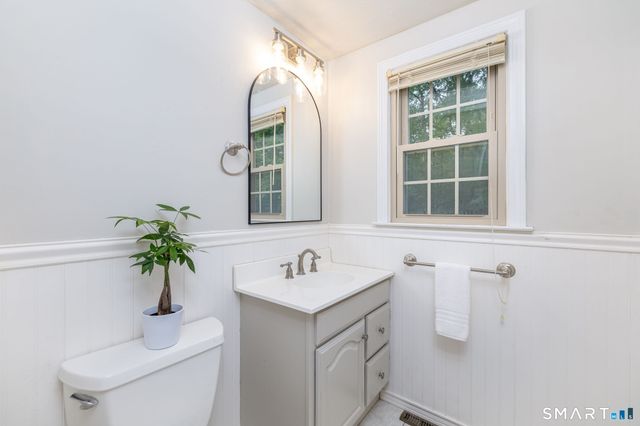40 Wapping Wood Road, Ellington, CT 06029