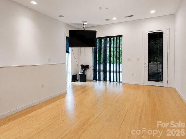 350 Viburnum Way Court, Charlotte, NC 28208