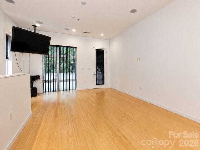 350 Viburnum Way Court, Charlotte, NC 28208