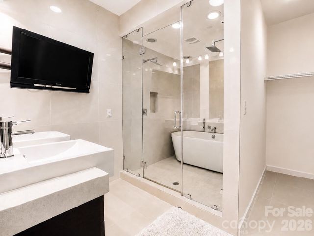 350 Viburnum Way Court, Charlotte, NC 28208
