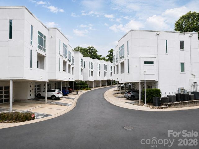 350 Viburnum Way Court, Charlotte, NC 28208