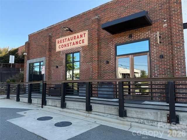 350 Viburnum Way Court, Charlotte, NC 28208