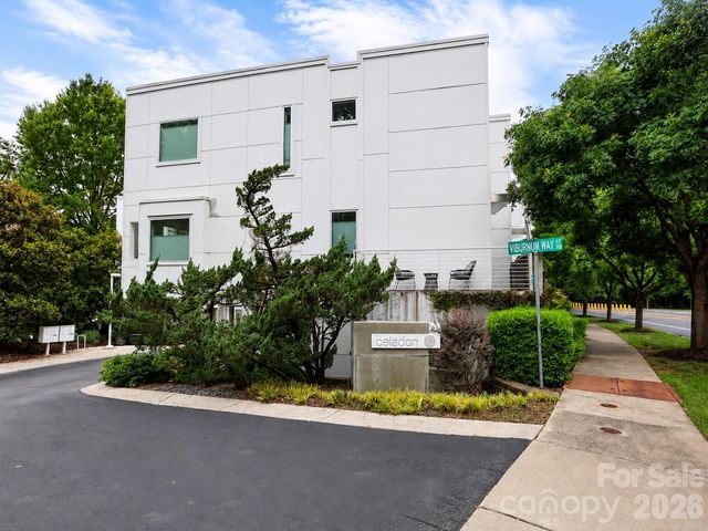 350 Viburnum Way Court, Charlotte, NC 28208