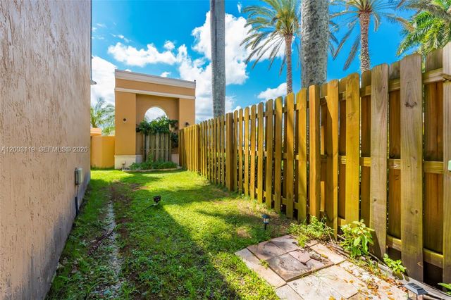 846 NW 135th Ter, Pembroke Pines, FL 33028