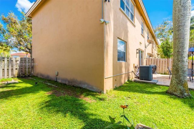 846 NW 135th Ter, Pembroke Pines, FL 33028