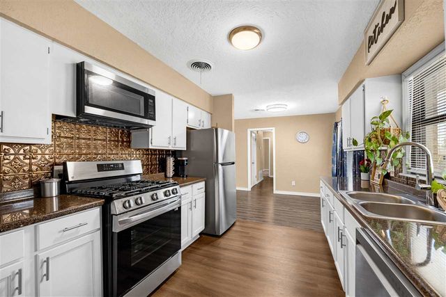 2202 NW 36th St, Lawton, OK 73505