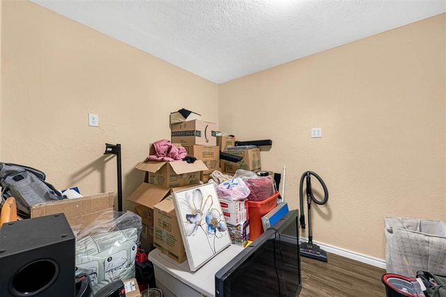 2202 NW 36th St, Lawton, OK 73505