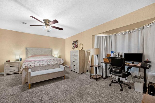 2202 NW 36th St, Lawton, OK 73505