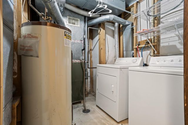 2305 4th Avenue S, Moorhead, MN 56560