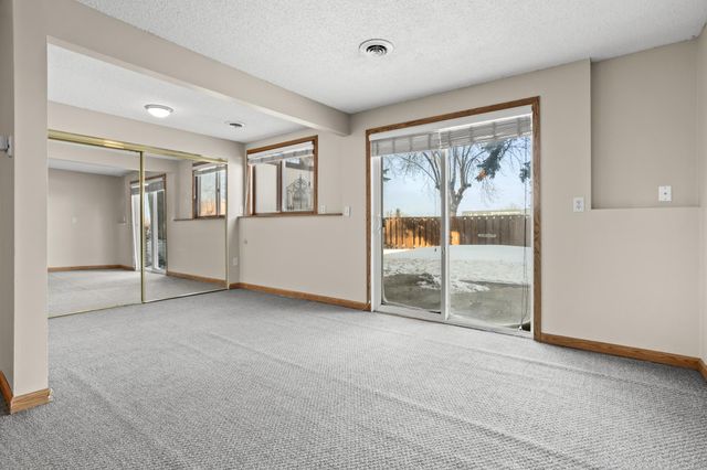 2305 4th Avenue S, Moorhead, MN 56560