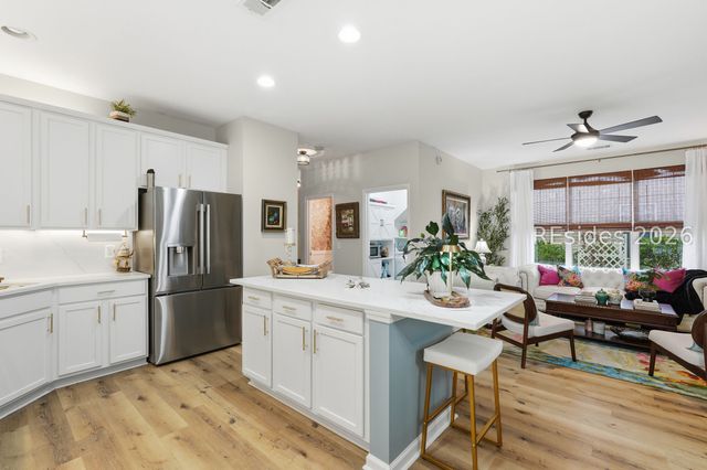 27 5th Ave, Bluffton, SC 29910