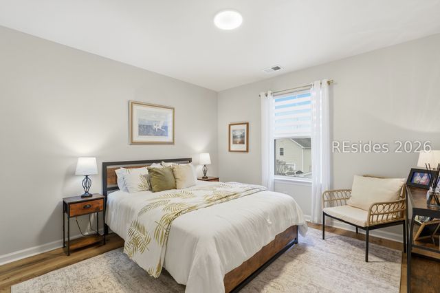 27 5th Ave, Bluffton, SC 29910