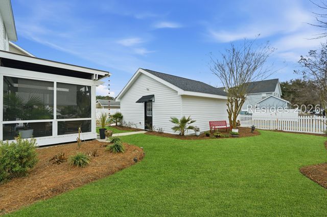 27 5th Ave, Bluffton, SC 29910