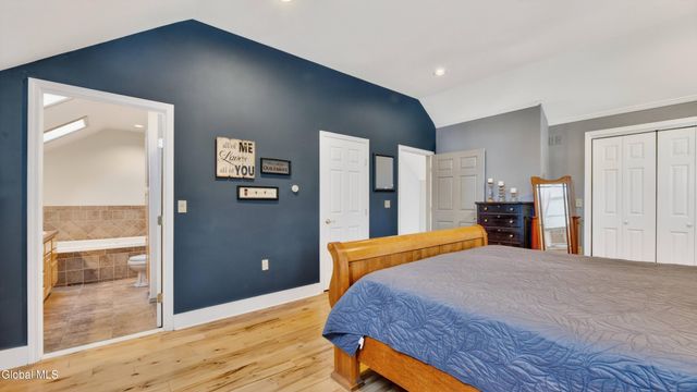 19 W Montgomery Street, Johnstown, NY 12095